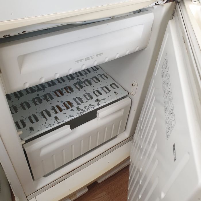 Холодильник на запчасти