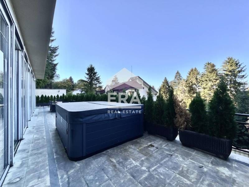 Продава се Многостаен апартамент в София, Бояна - 398 кв.м за 2003 €/кв.м - Снимка #4