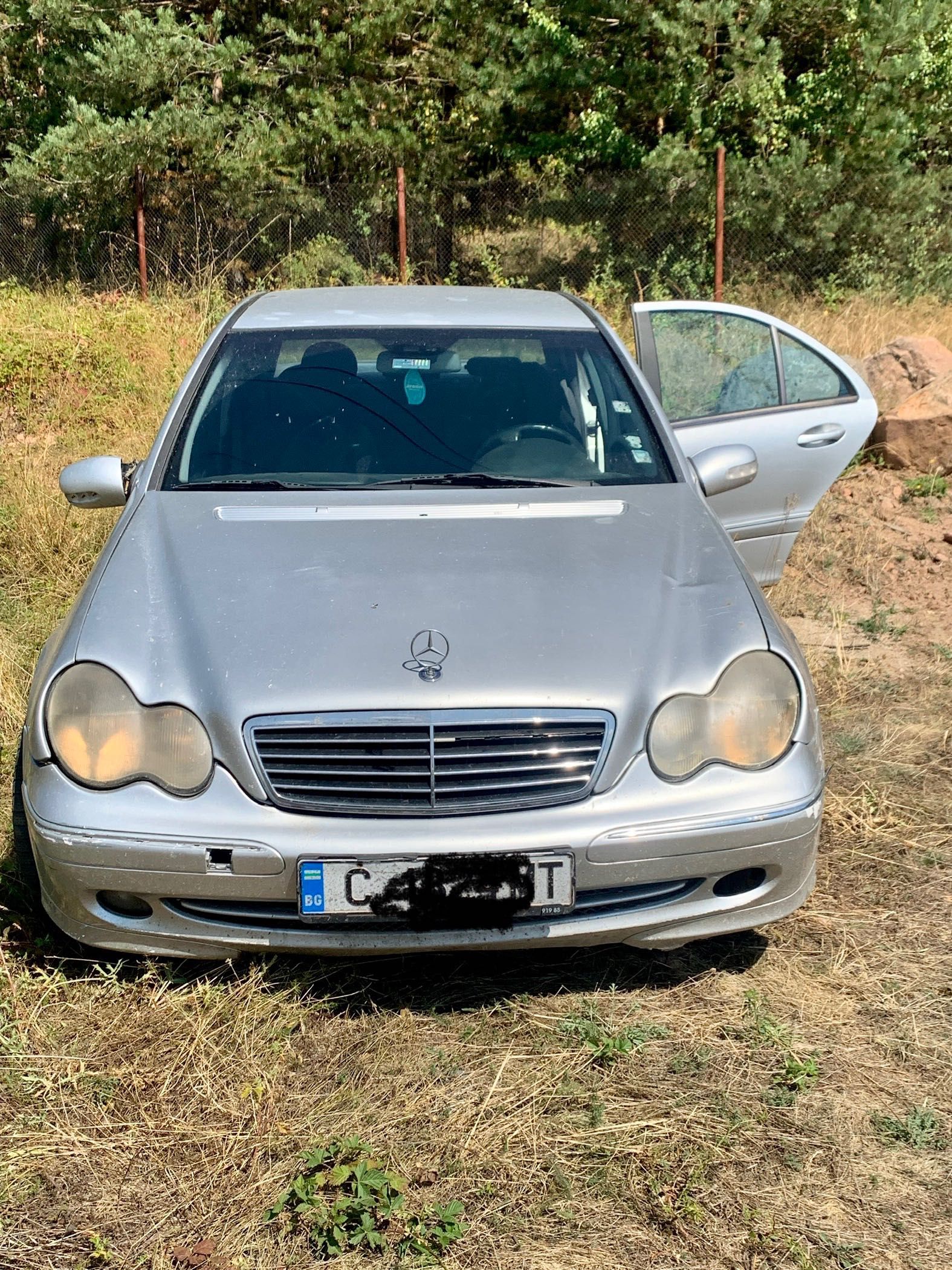 Mercedes C220cdi 6скорости 2001г