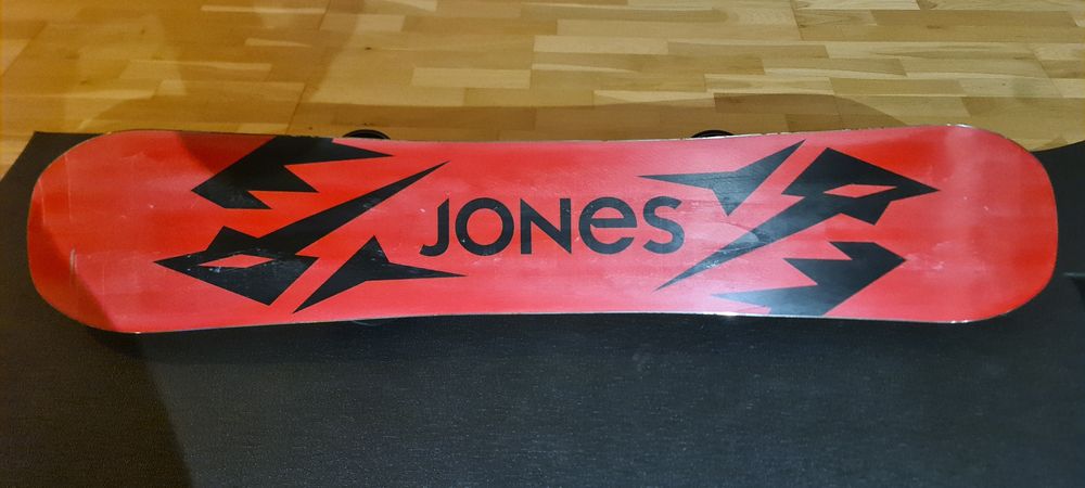 Placa Snowboard Jones El Hefe Mountain Twin 157 + legaturi Ride Carbon