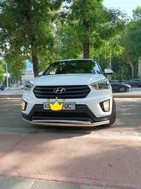 Продается автомобиль Hyundai Creta.