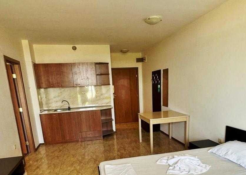 Продава се Двустаен апартамент в Ахелой - 85 кв.м за 859 €/кв.м - Снимка #2