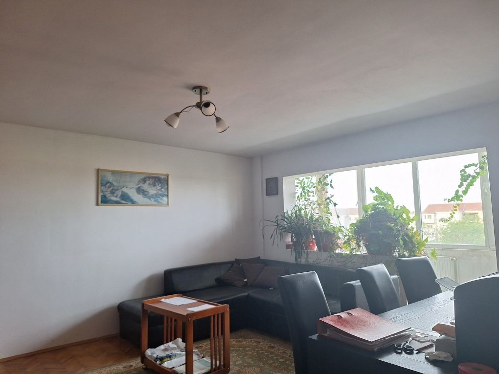 Vand apartament 2 camere, Calea Sagului