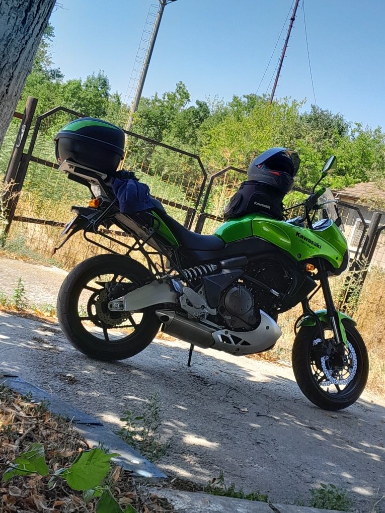 Vând kawasaki versys 650