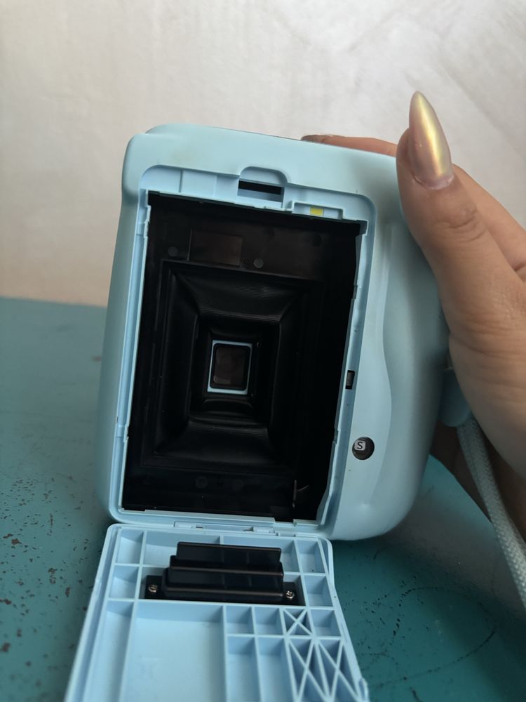 Instax mini 11.