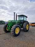 Tractor john deere 4240S