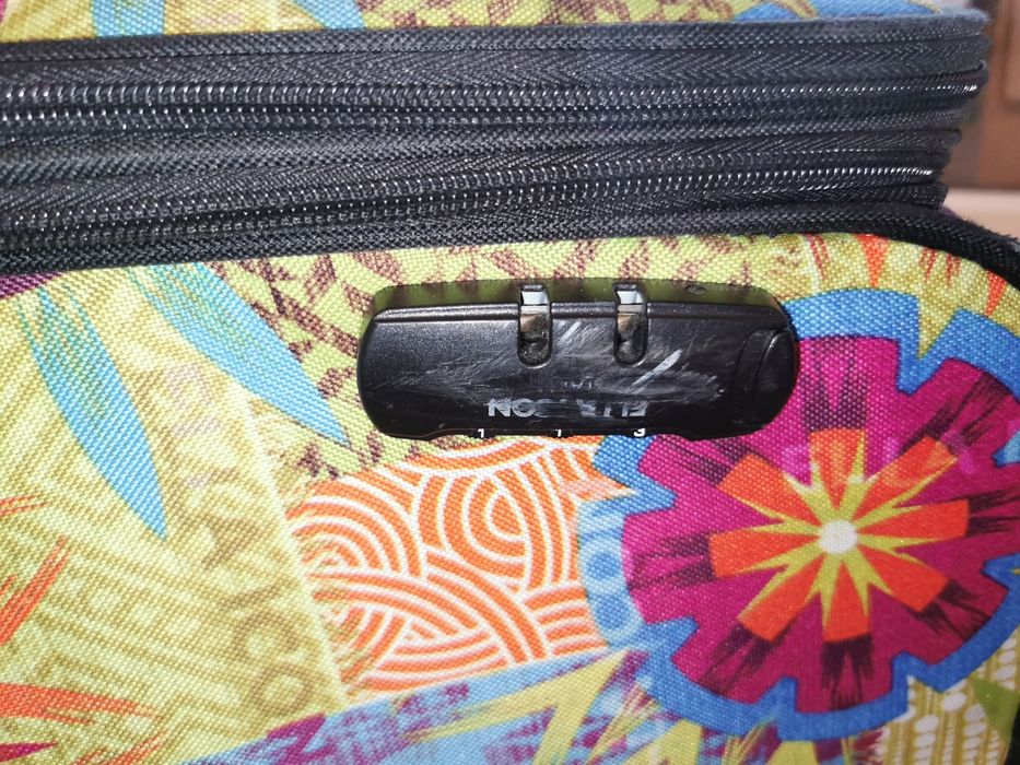 Troler Rio Ella Icon, 77 x 46 x 29 cm, 4 roti, poliester impermeabil