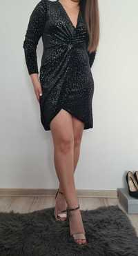 Rochie neagra cu insertii glitter