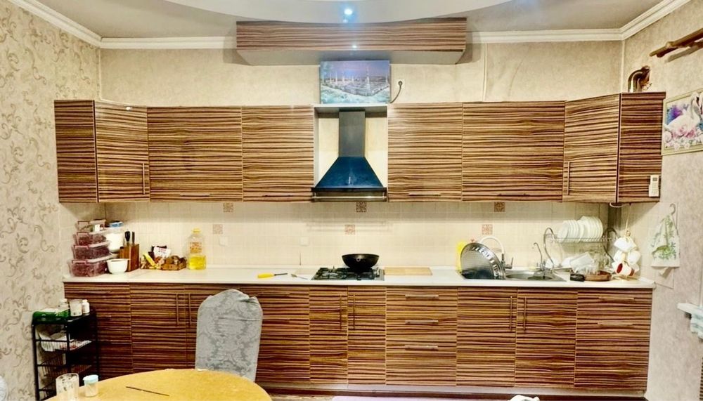 Продам кухоную мебель