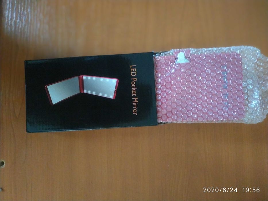 Oglinda cosmetica cu Leduri