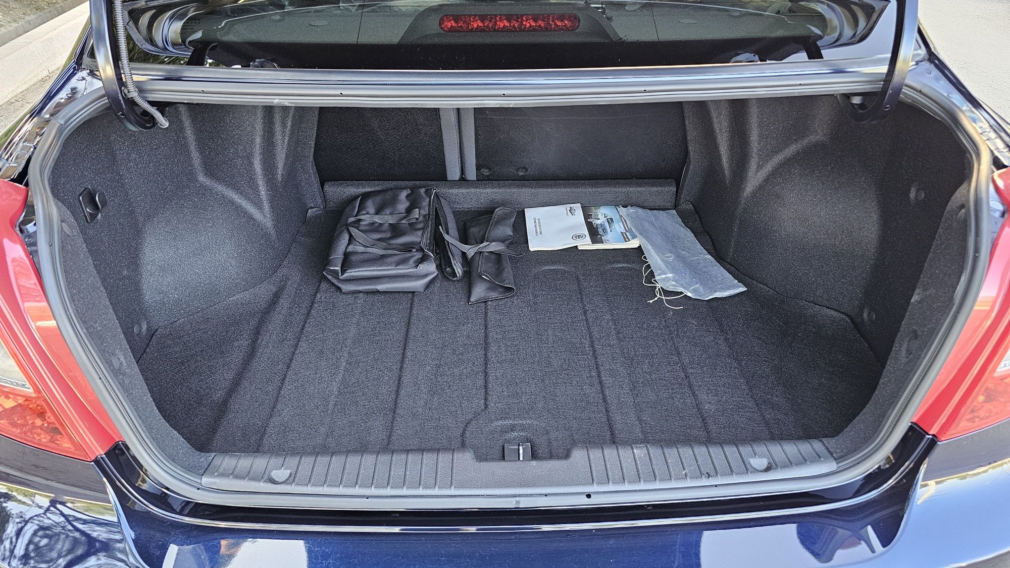 Gentra 3 A/T darkmoon blue lyuk, Abs va magnitafon bor