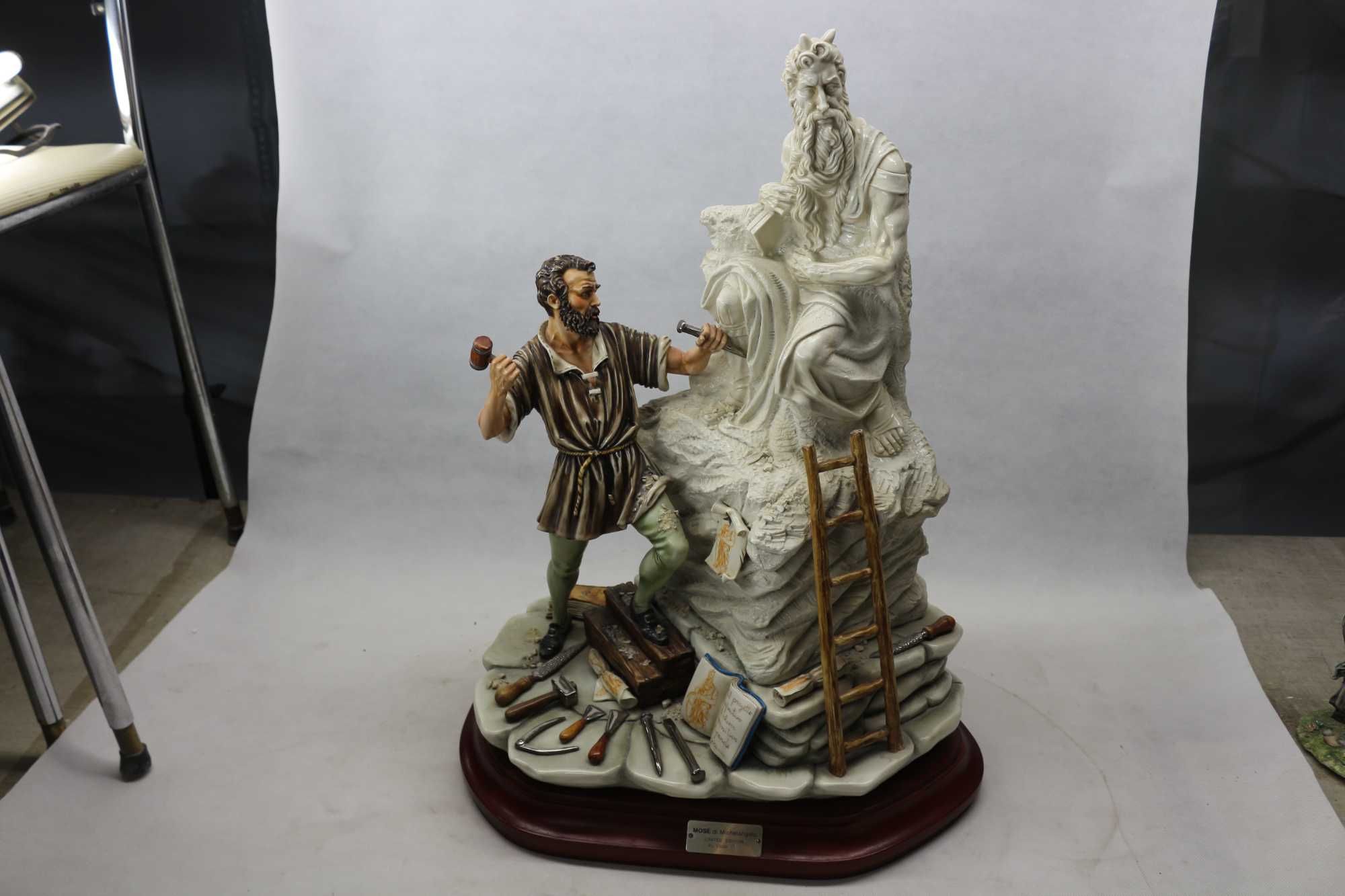Статуэтка из фарфора Моисей Capodimonte Италия