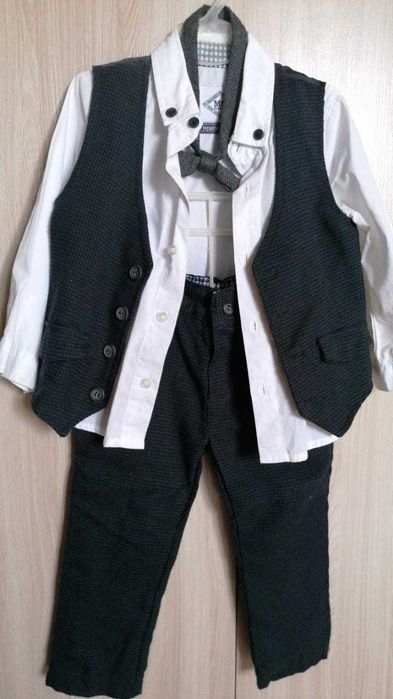 Костюмы праздничные, обувь, бомберы  для мальчика на 1,5-5 года