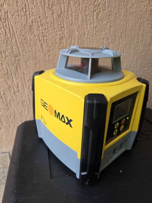 Geomax Zone 60 HG nivela laser rotativa cu panta pe 2 axe hilti