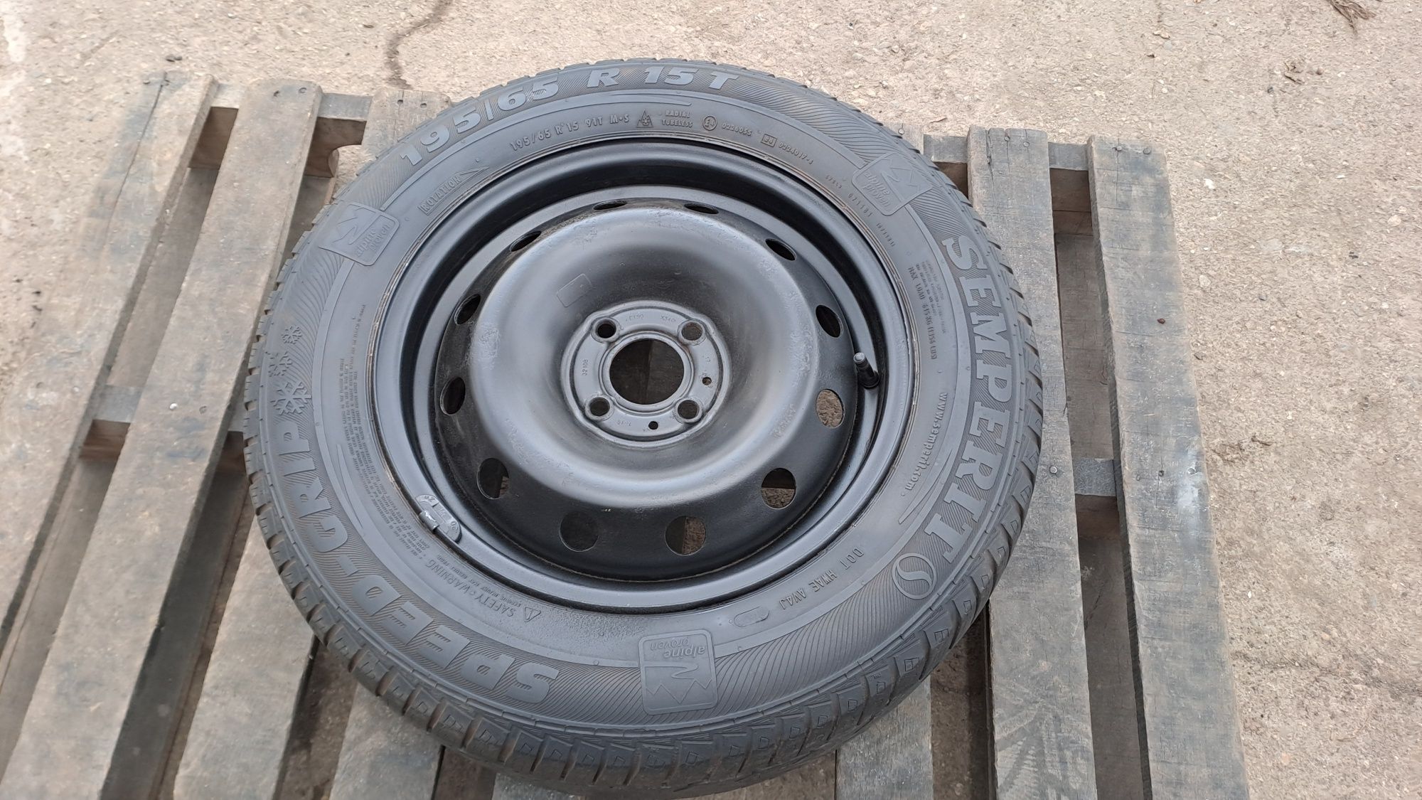 1бр. 15" 4Х100мм Рено, Дачия/ 4x100 Renault, Dacia