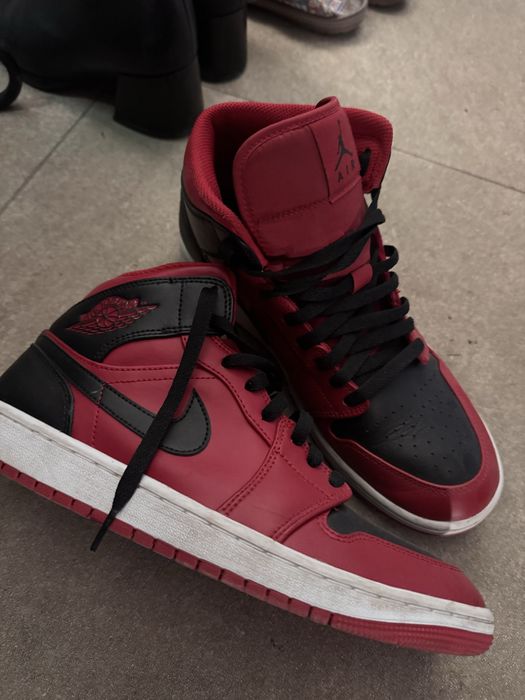 Sneakers Air Jordan mid, black & red