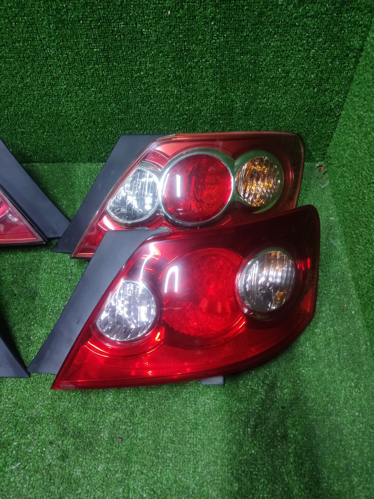 Toyota Mark X задние фонари фонарь оригинал