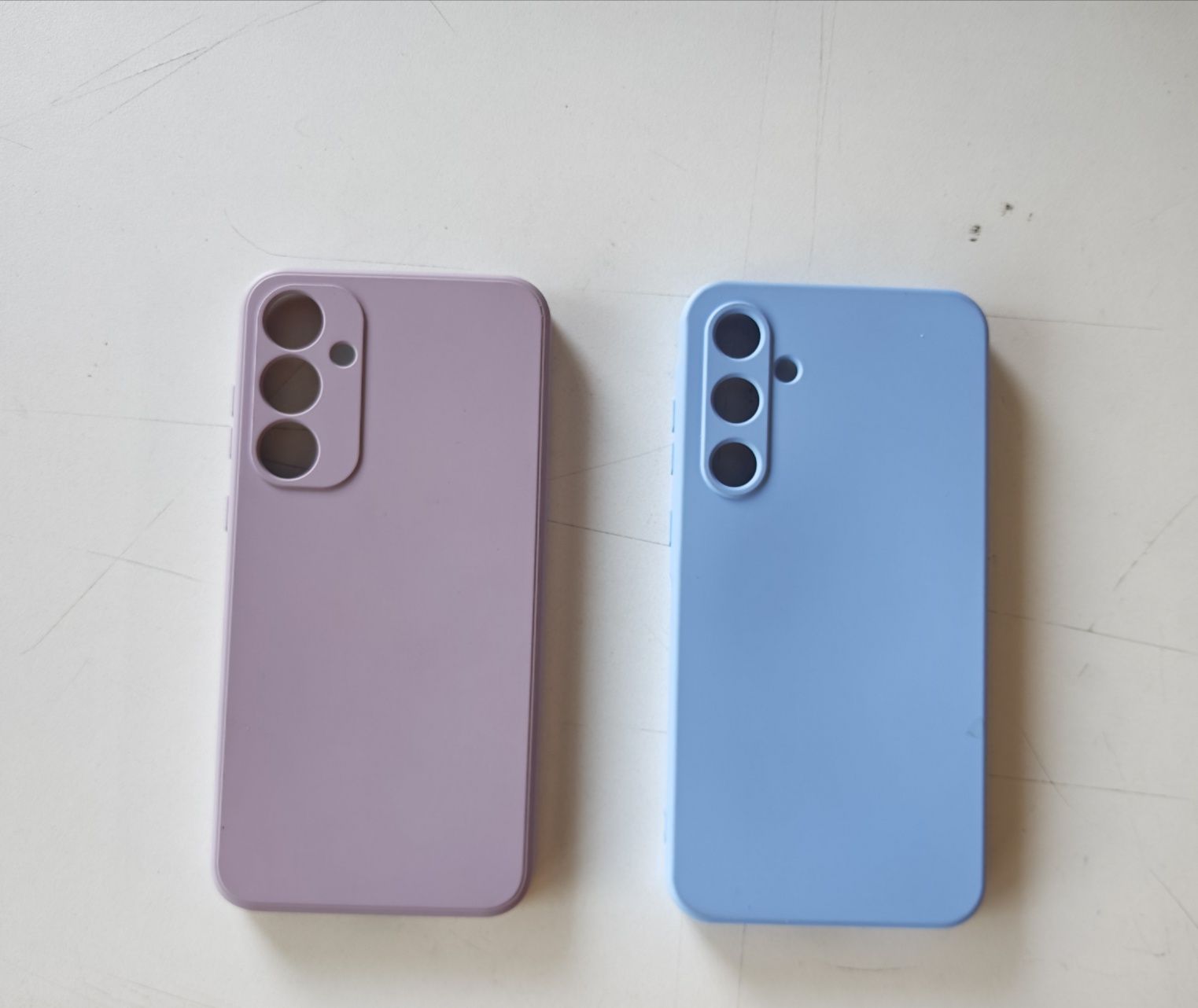 Продавам калъфчета за Samsung Galaxy A35