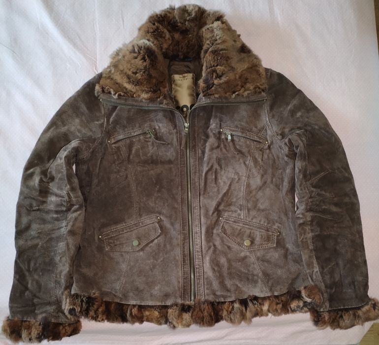 Дамско кожено яке