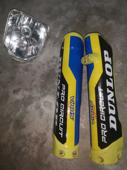 Фар за Husqvarna/ Хускварна 2017-2023 и гардове за предница