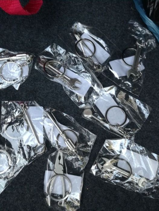 Breloc cheie Patent, surubelnita, cheie, oglinda produs nou