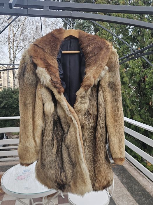 Кожено дамско палто от лисица около M