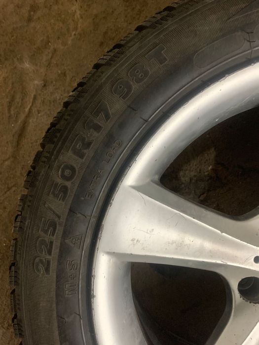 Шины с дисками комплект