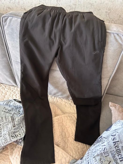 целый пакет одежд . брюки с начесом , рубажка