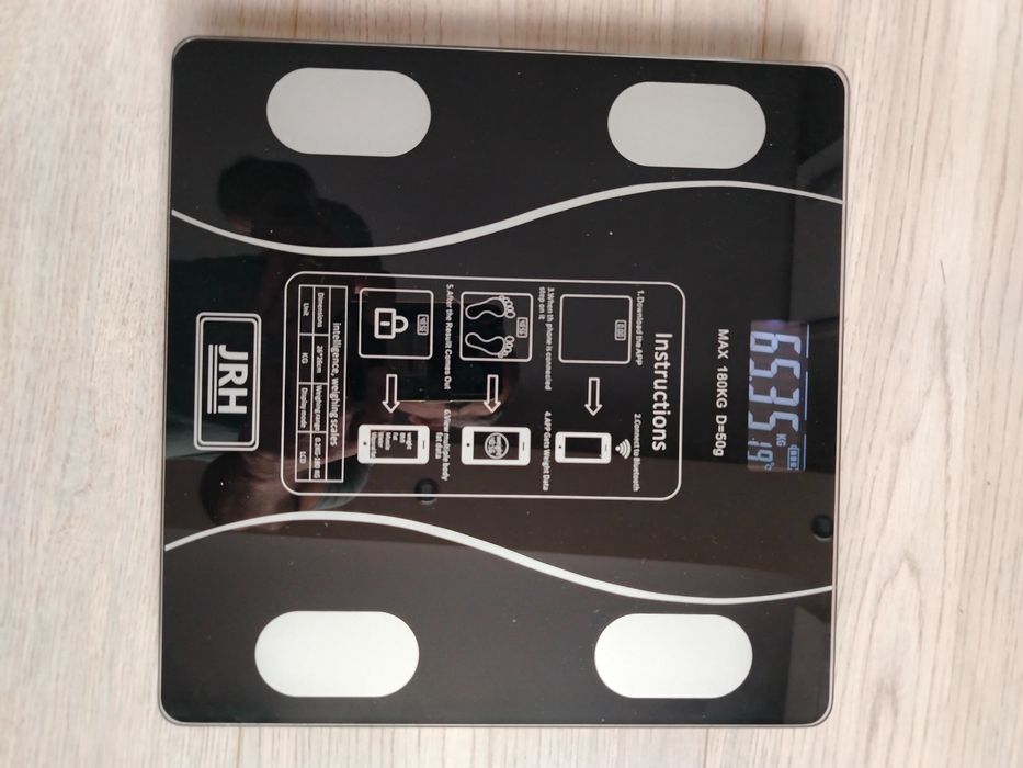 Cantar electronic cu Bluetooth și termometru nou