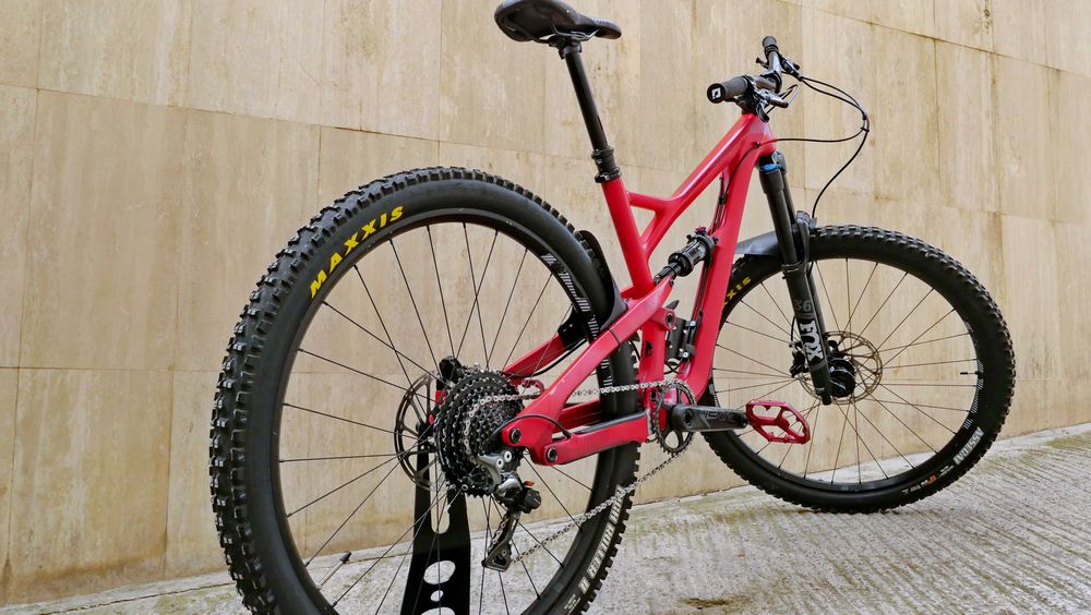 YT Jeffsy CF Pro, 29 M, карбон, FOX 140 ход, 1x 11 Shimano XTR