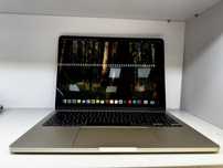 Macbook Air 13 inch M3 2024 la cutie
