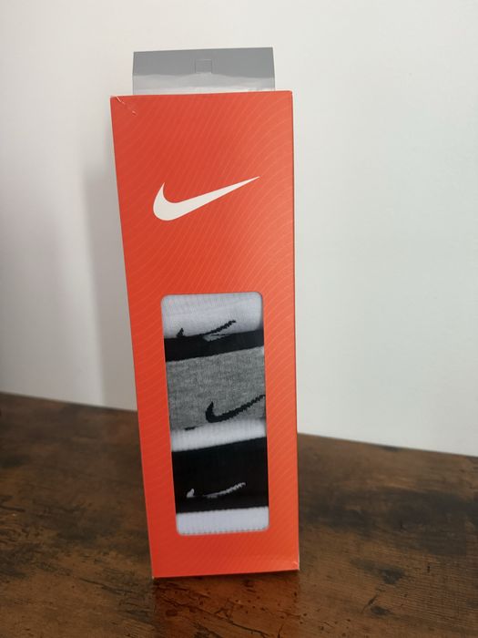 Sosete lungi NIKE noi