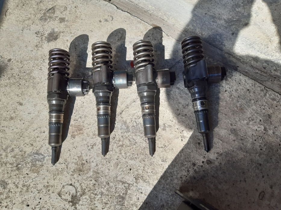 Set injectoare 2.0TDI 140CP 2 axe cu came BRE BLB BKD 03G 130 073 G