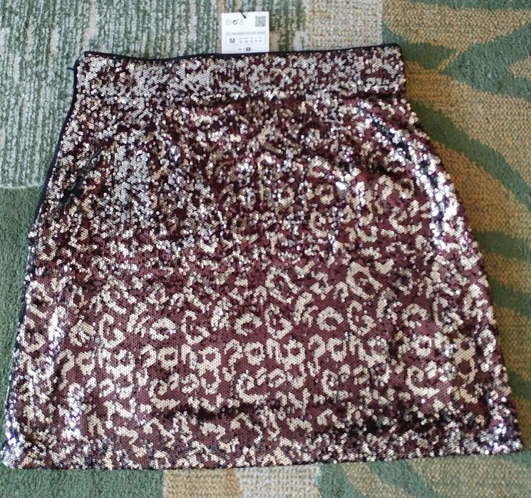 Fustă cu paiete Zara, mărimea M