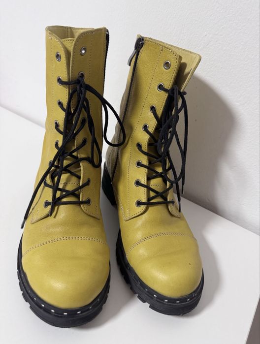 Дамски жълти боти естестена кожа