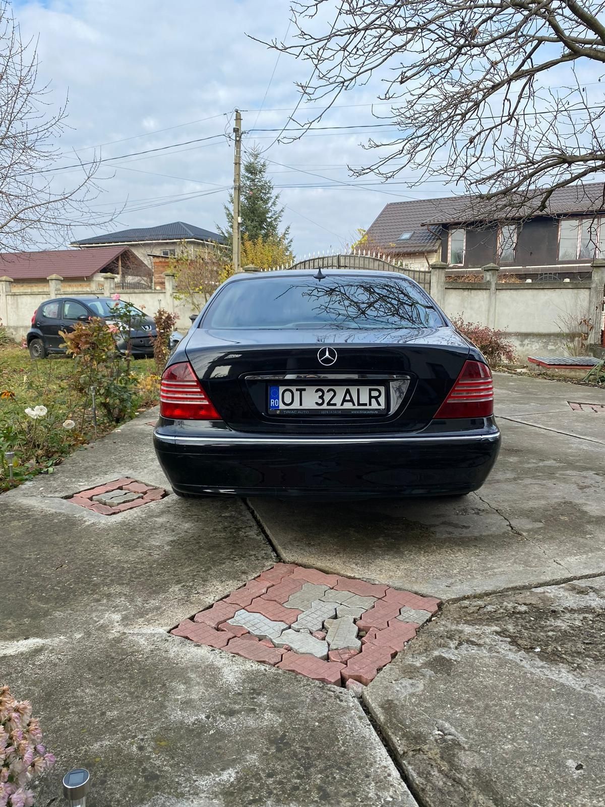 Dezmembrez Mercedes Benz S500 LONG 4MATIC W220 W221