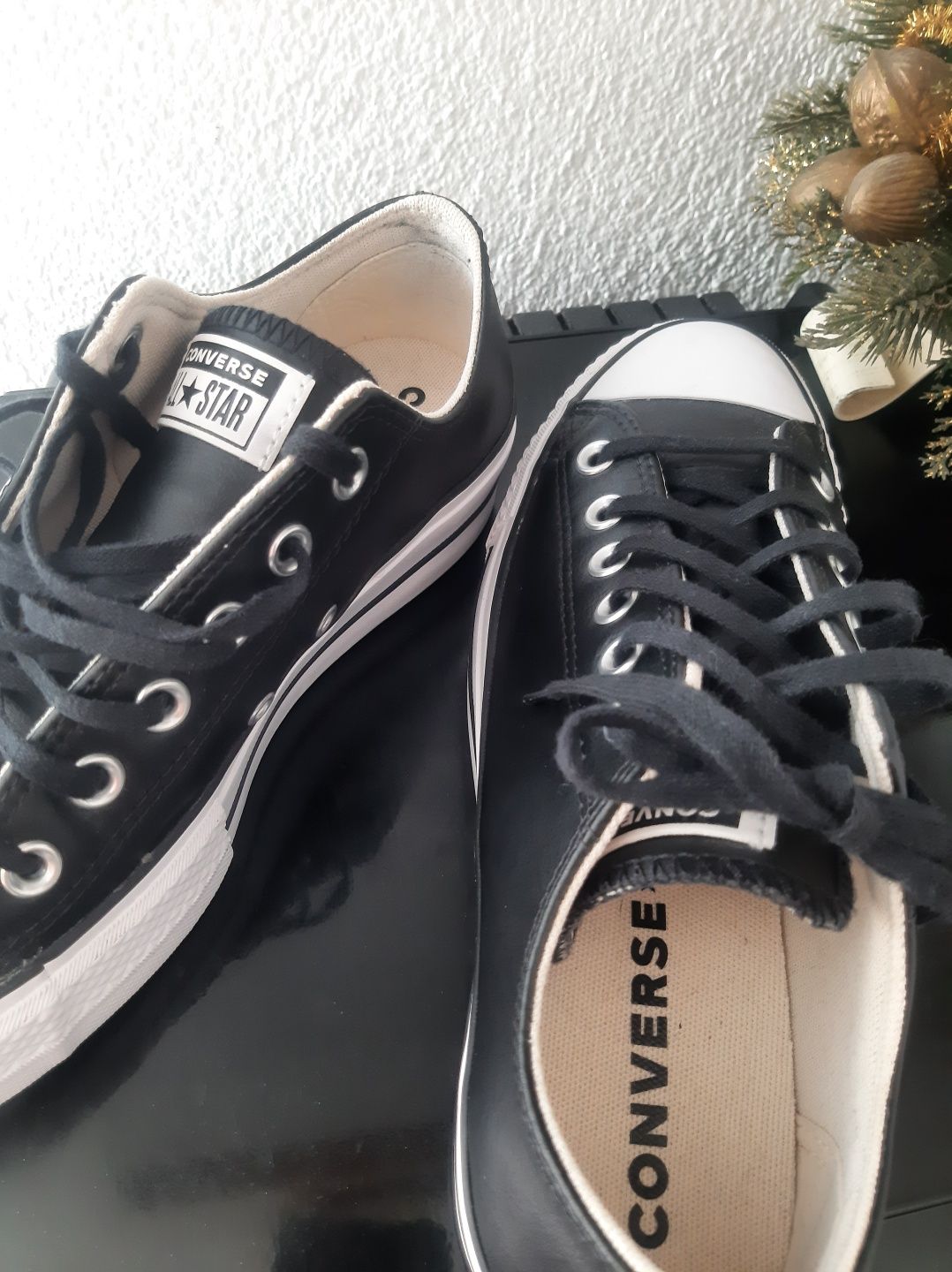 Vând converse piele nr 39