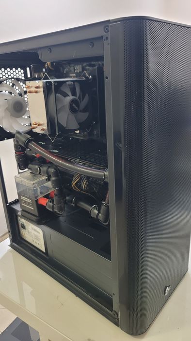 Ryzen 5 2600  Gtx 1080ti 11 gb