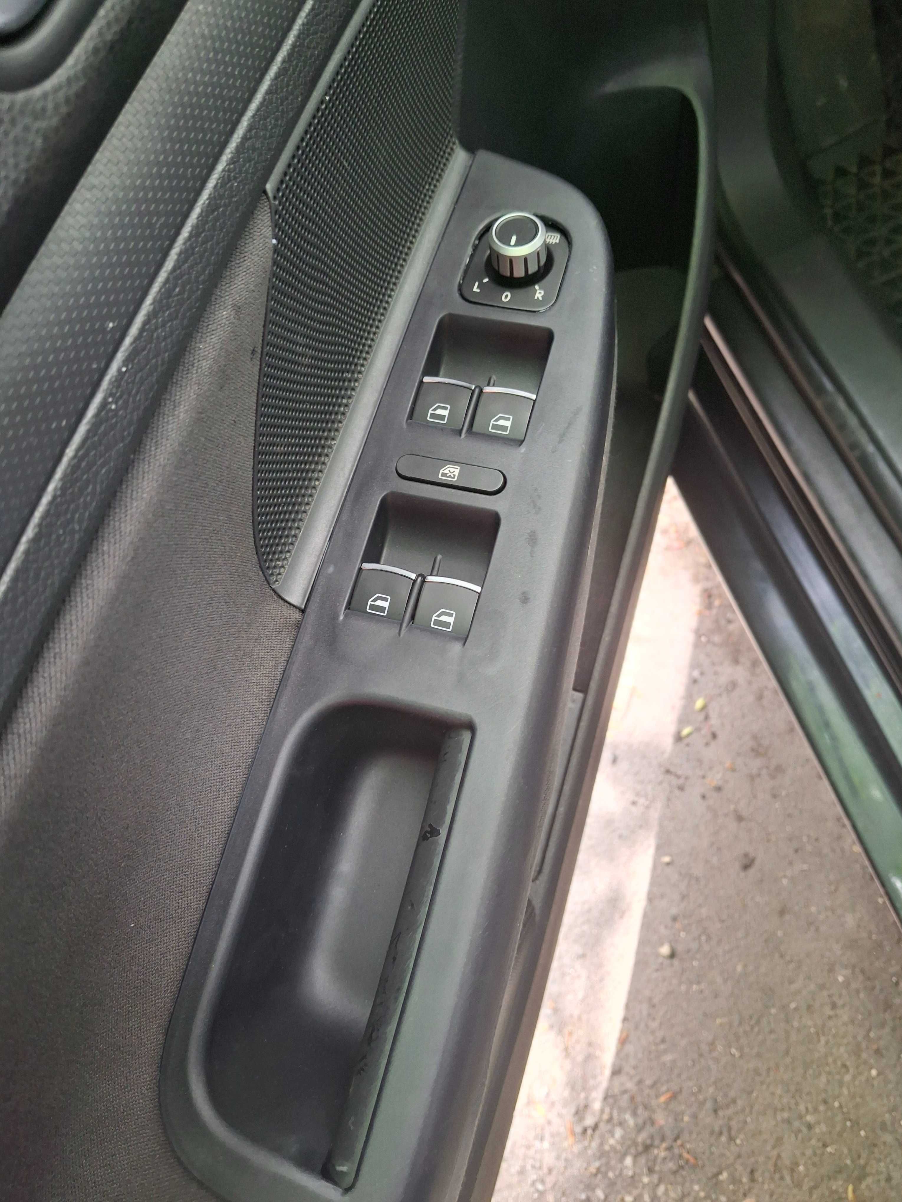 Golf 5 1.4 регистрирана 4врати ,климатроник