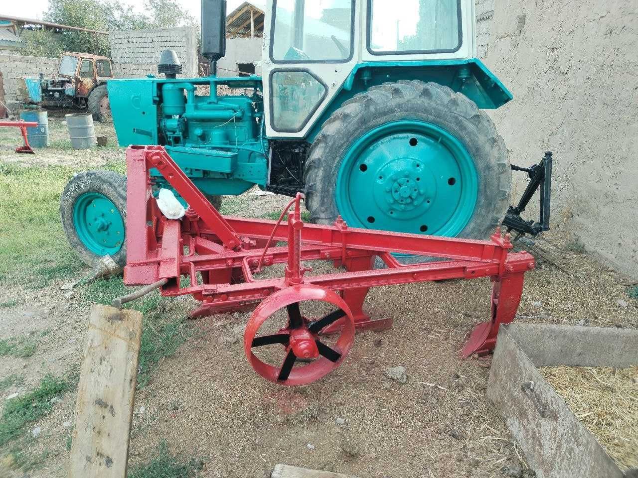 Traktor Sotiladi