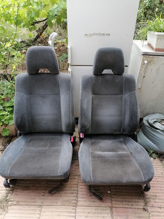 Субару легаси В12 на части