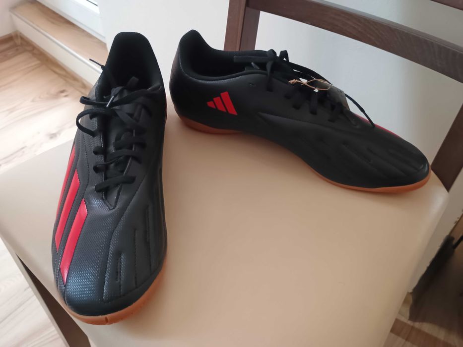 Нови футболни обувки Addidas deportivo, 47 1/3