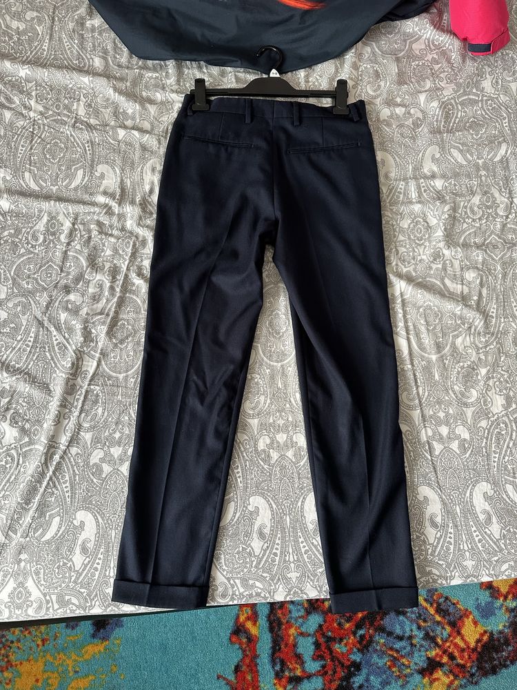 Pantaloni Zara