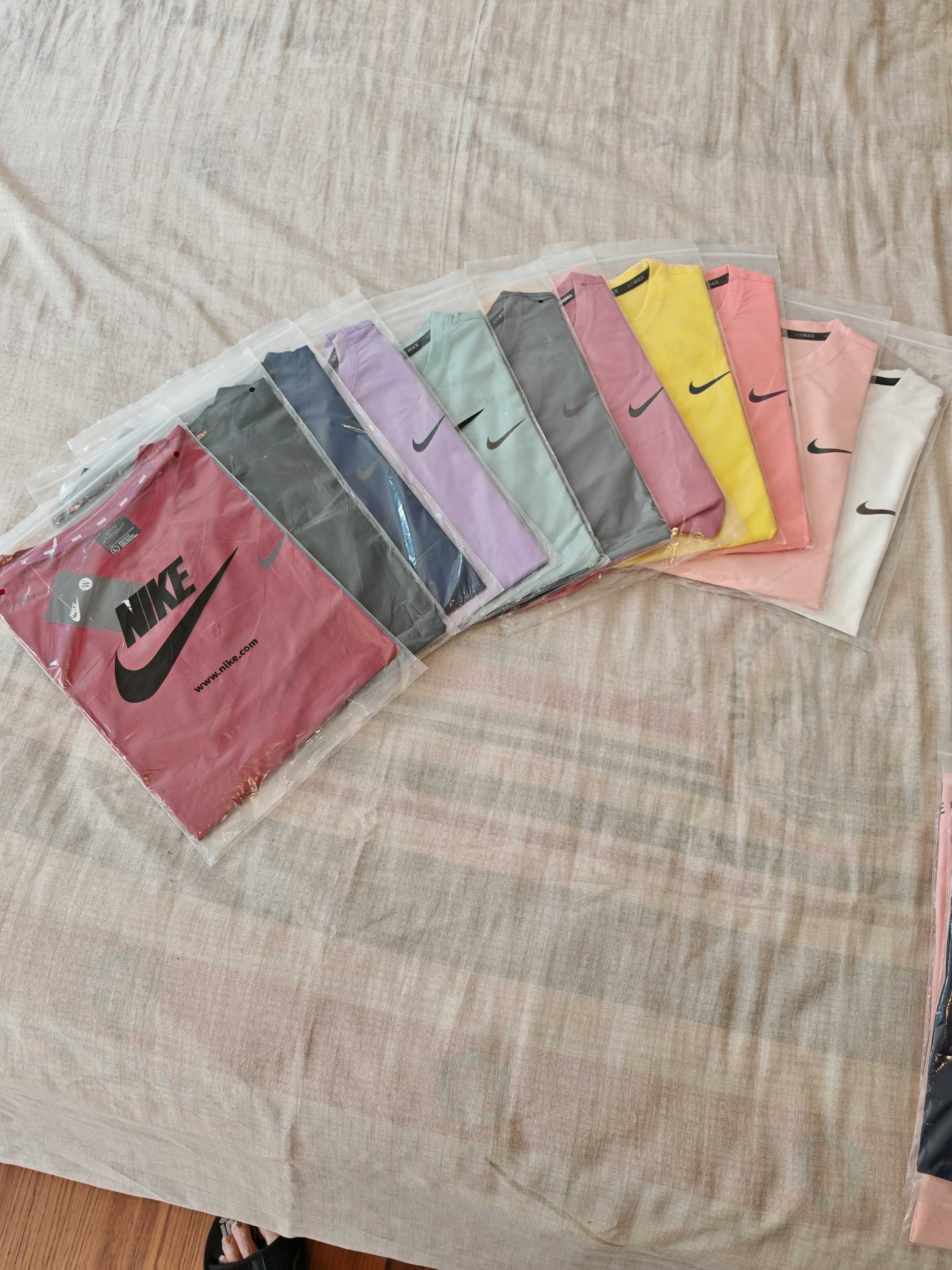 Tricouri femei Nike ,Adidas diferite culori si marimi.