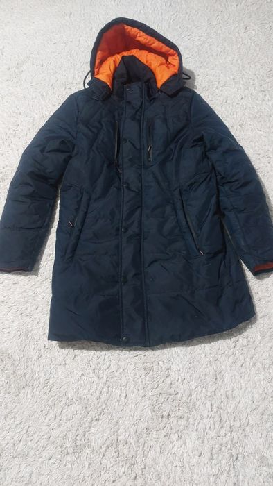 Vând geaca bărbați mărimea s