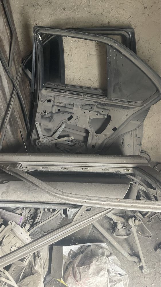 Запчасть е34 2.5 бош