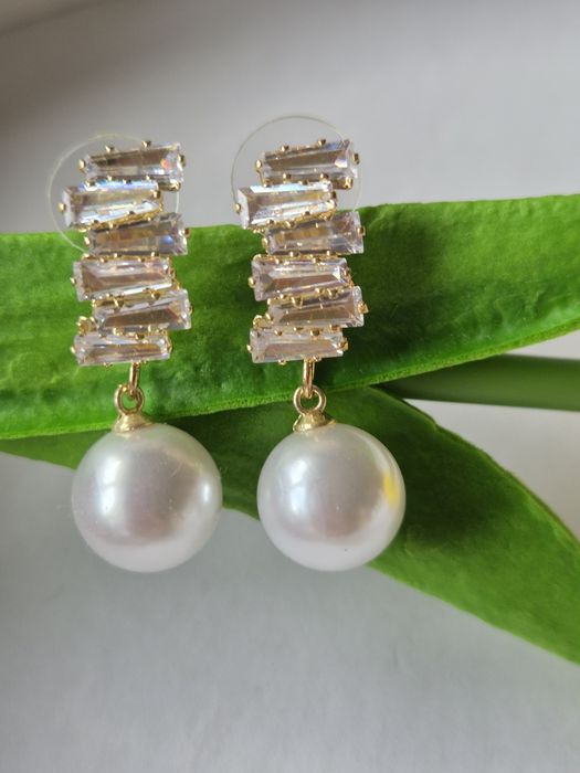 Cercei cristale cu perle tip Zara