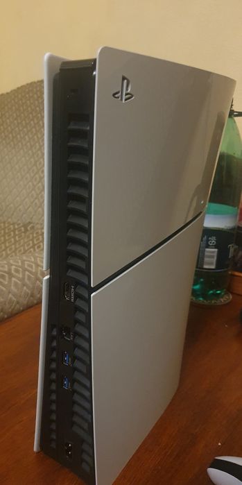 Vând PS5 1TB in stare perfecta de functionare