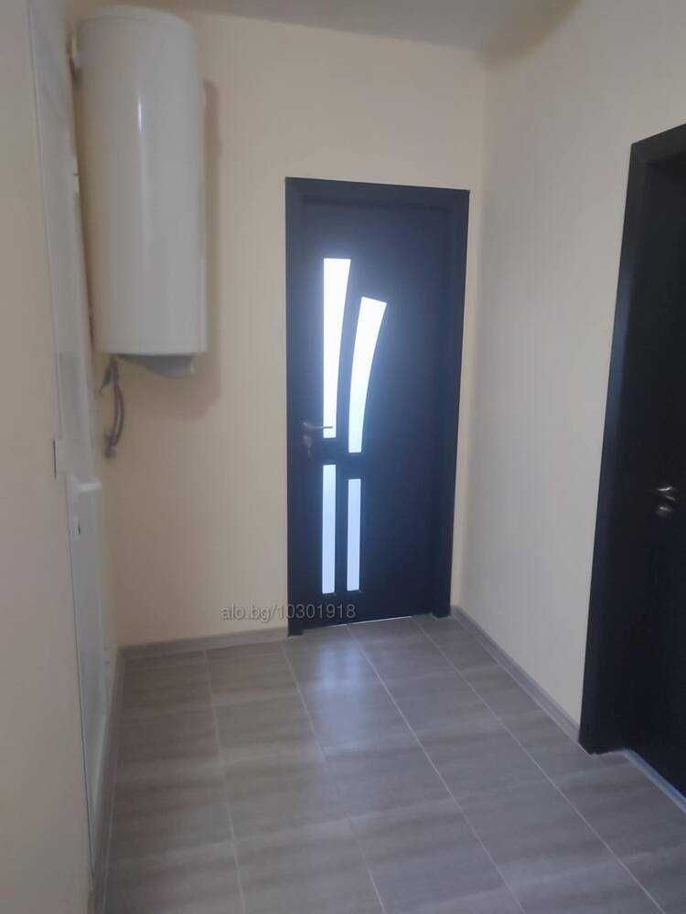 Продавам  апартамент.