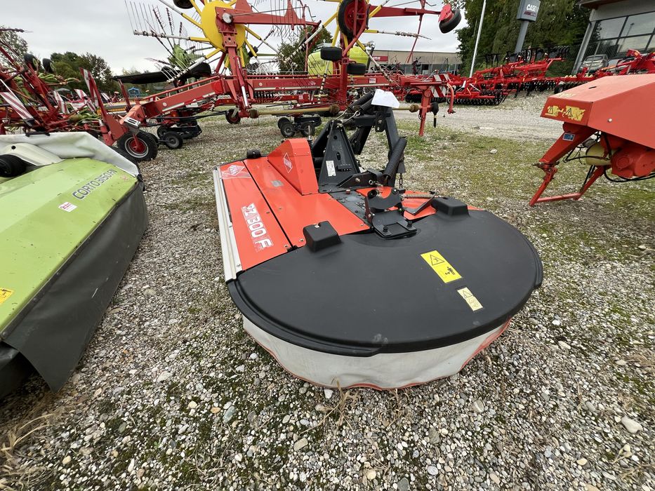 Kuhn PZ 300 F – 3 m – 2012 – Stare excelentă